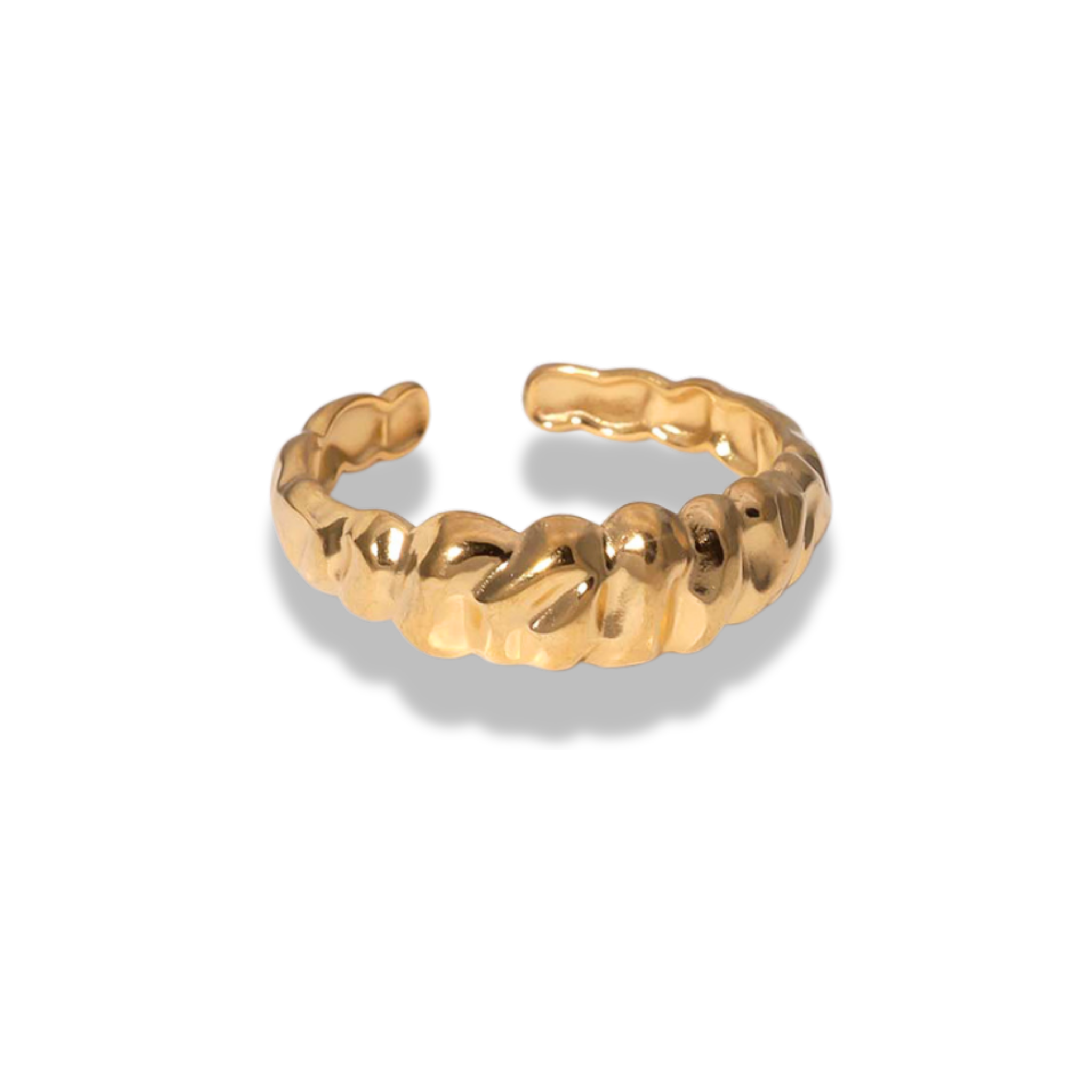 Anillo delgado con textura arrugada